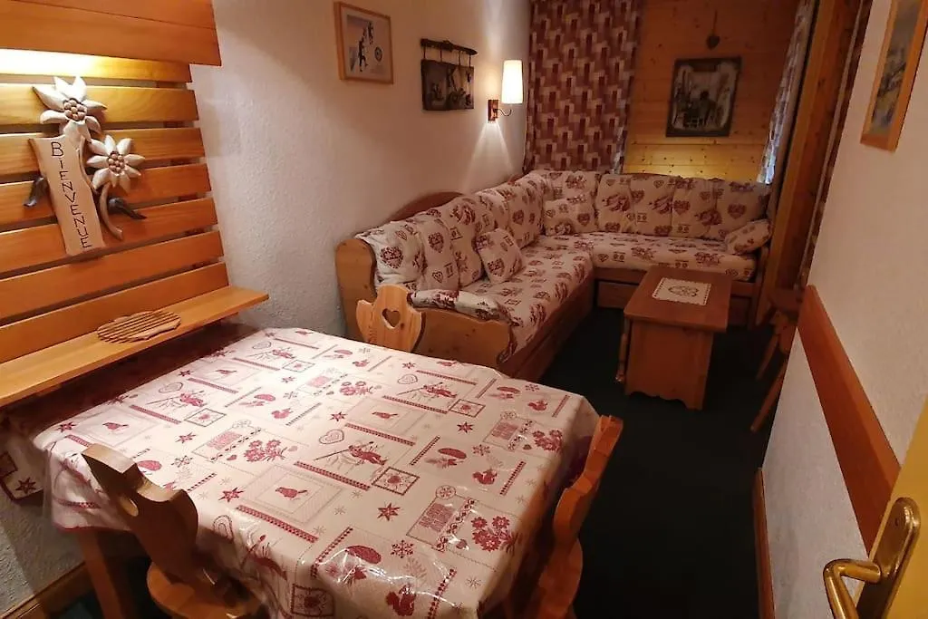 Appartement Residence Chanteneige Les Menuires Centre Croisette Au Pieds Des Pistes سان-مارتن-دي-بيفيل 0*,  فرنسا